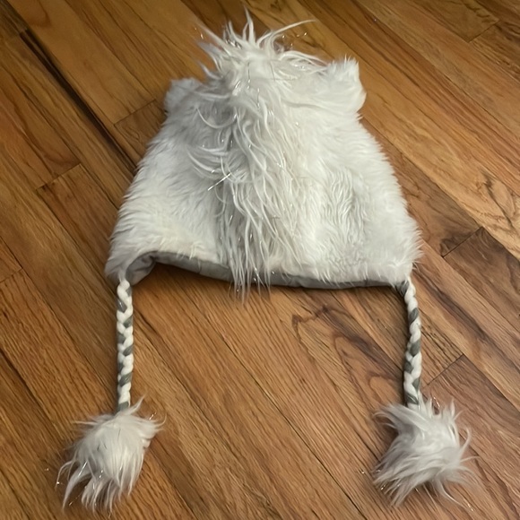 Unicorn hat - Picture 3 of 3